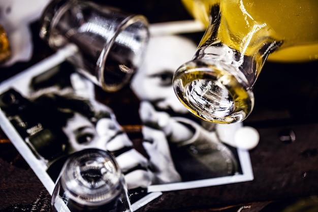 What is a kicker in alcohol? 