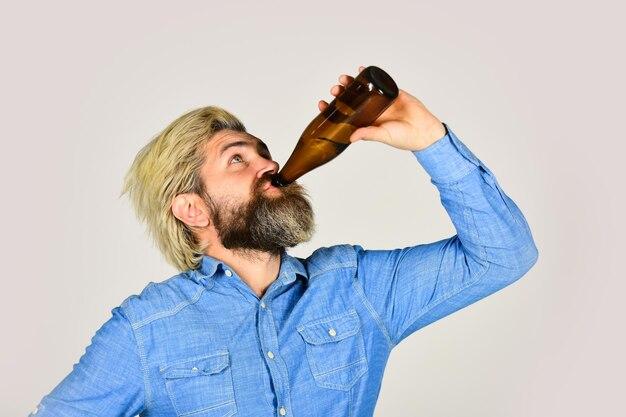 What is a kicker in alcohol? 