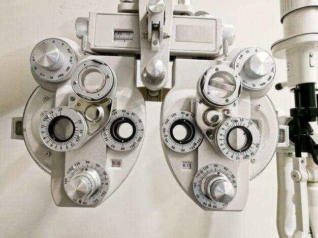 What is bifocal subjects in science? 