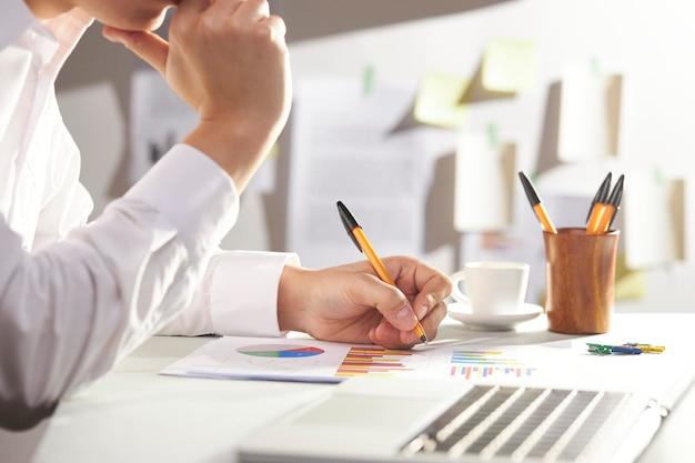 What is research instrument examples? 