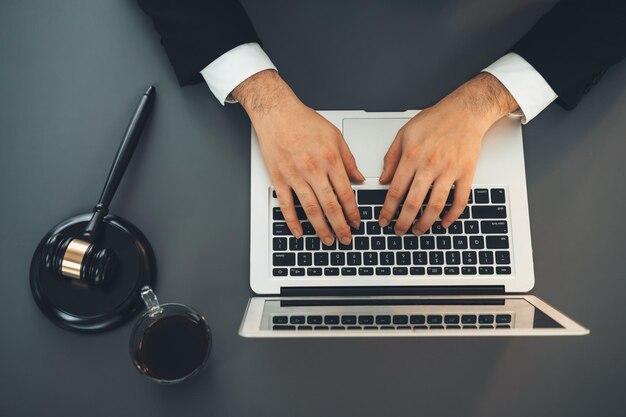What is the most prestigious law firm in New York? 