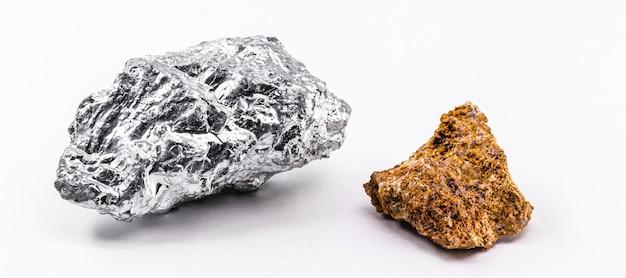 What is the weight of bauxite? 