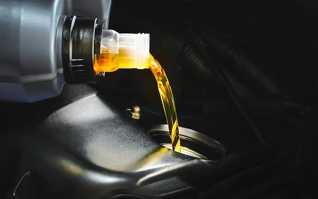 What kind of oil do you use in a propane engine? 