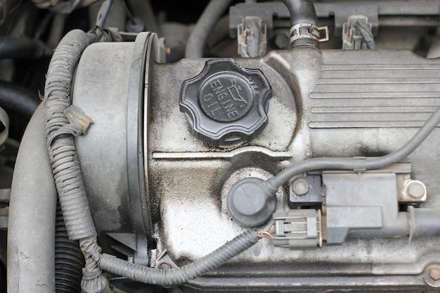 What kind of oil goes in a 2 stroke crankcase? 