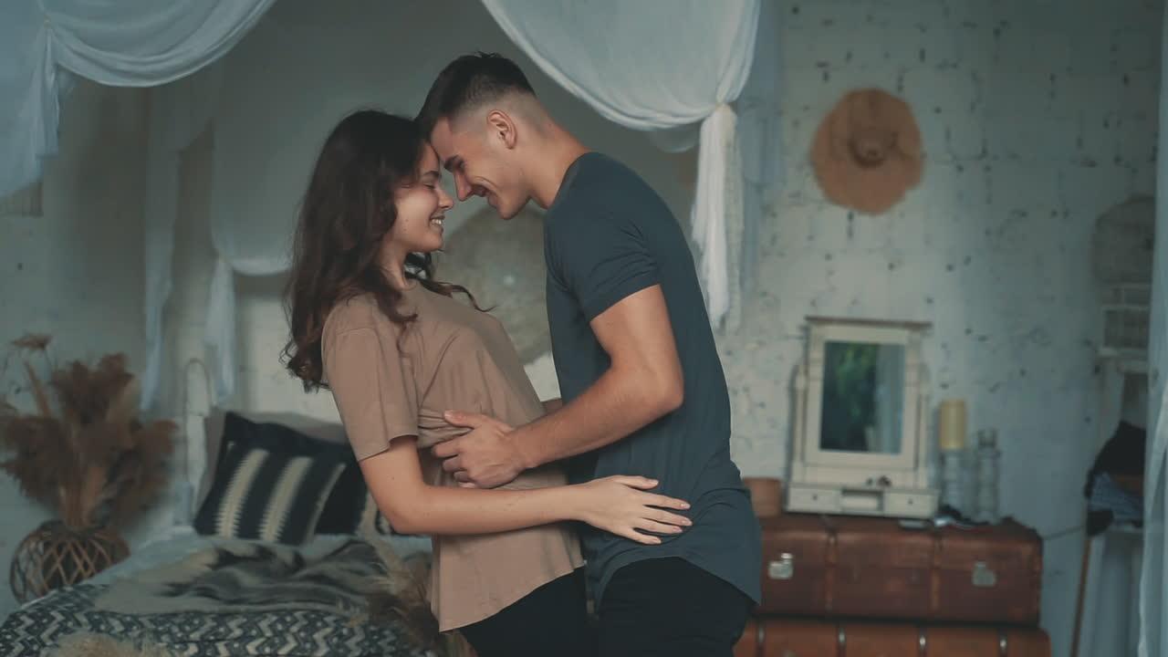 What makes a man cherish a woman? 