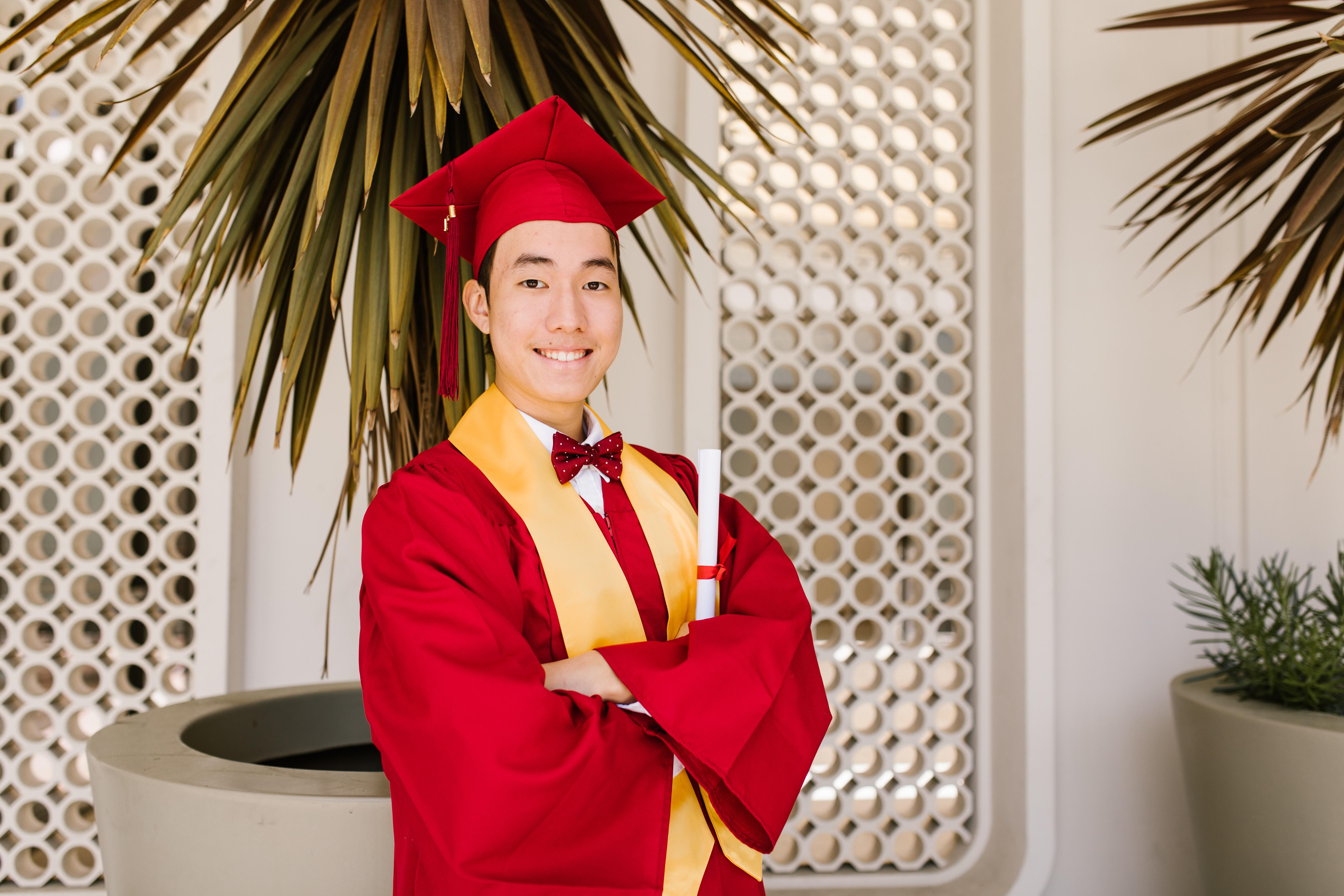 What month do Korean high school students graduate? 