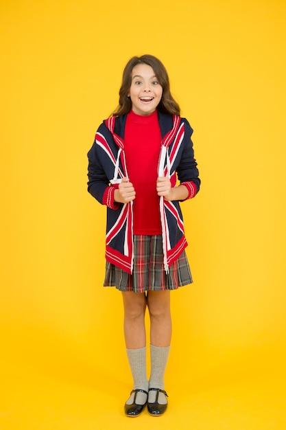 What time does school start in UK? 