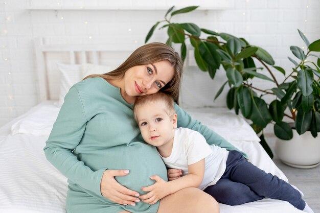 What episode does bones give birth to her second child? 