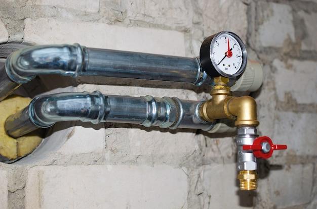 Where is the barometric pressure sensor located? 