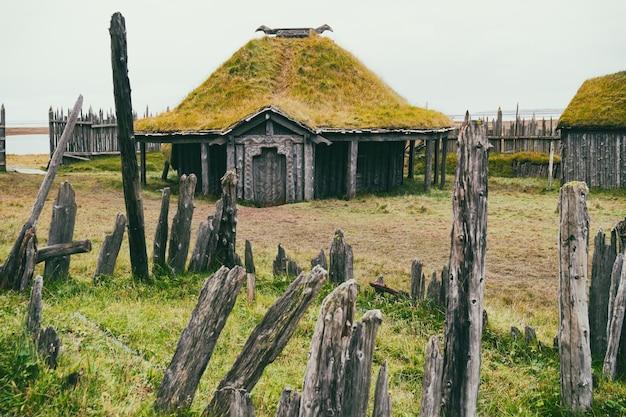 Where is the house in the movie A Summer Place? 