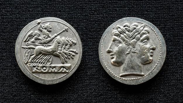 Where is the mint mark on a Seated Liberty quarter? 