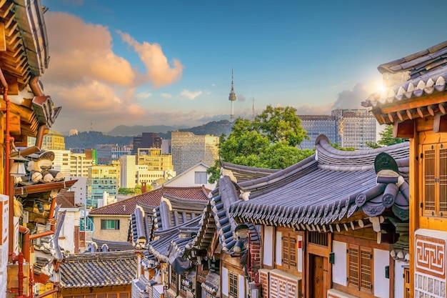 Where would you like to live in a city or in a village Why? 