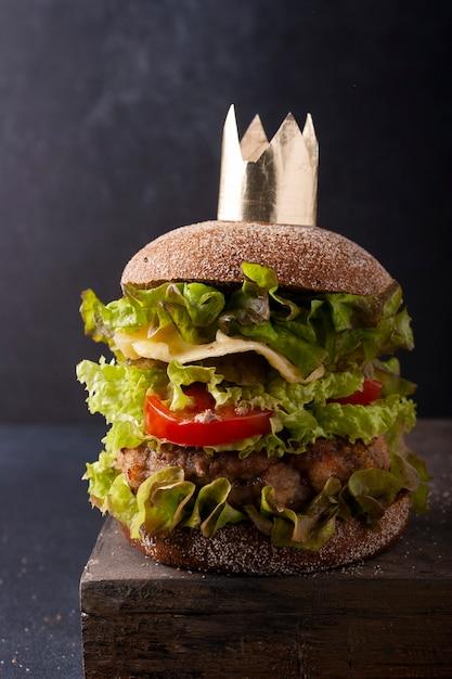 Who is the blonde girl in the Burger King commercial? 
