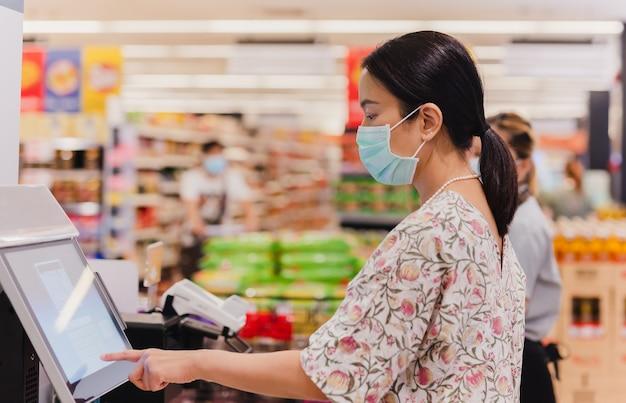 Who uses self checkout? 