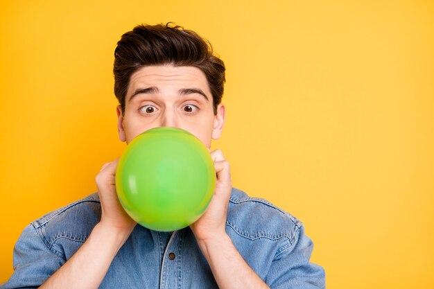Why does a balloon with air weigh more than an empty balloon? 