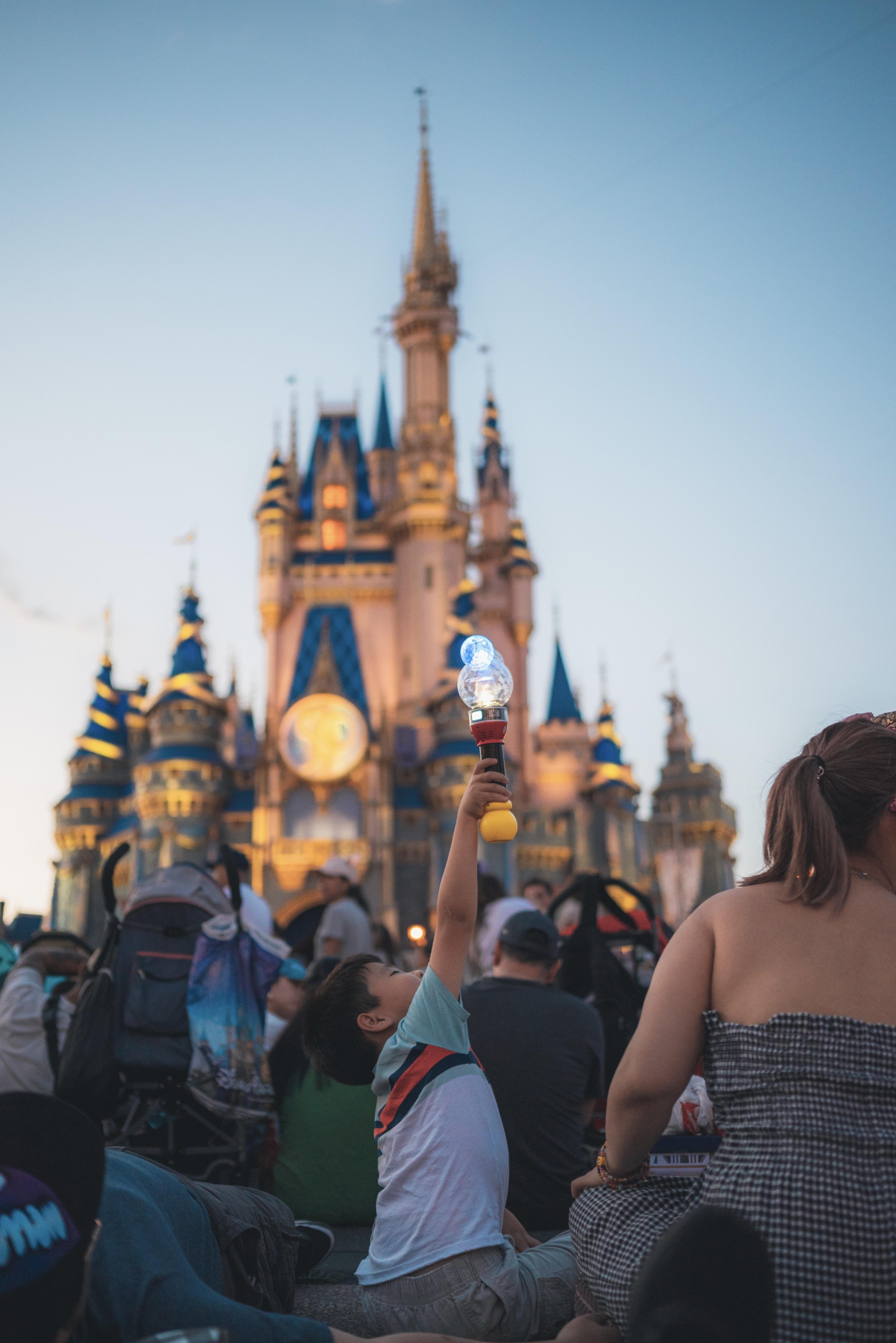 Why do I want to work for Disney Store? 