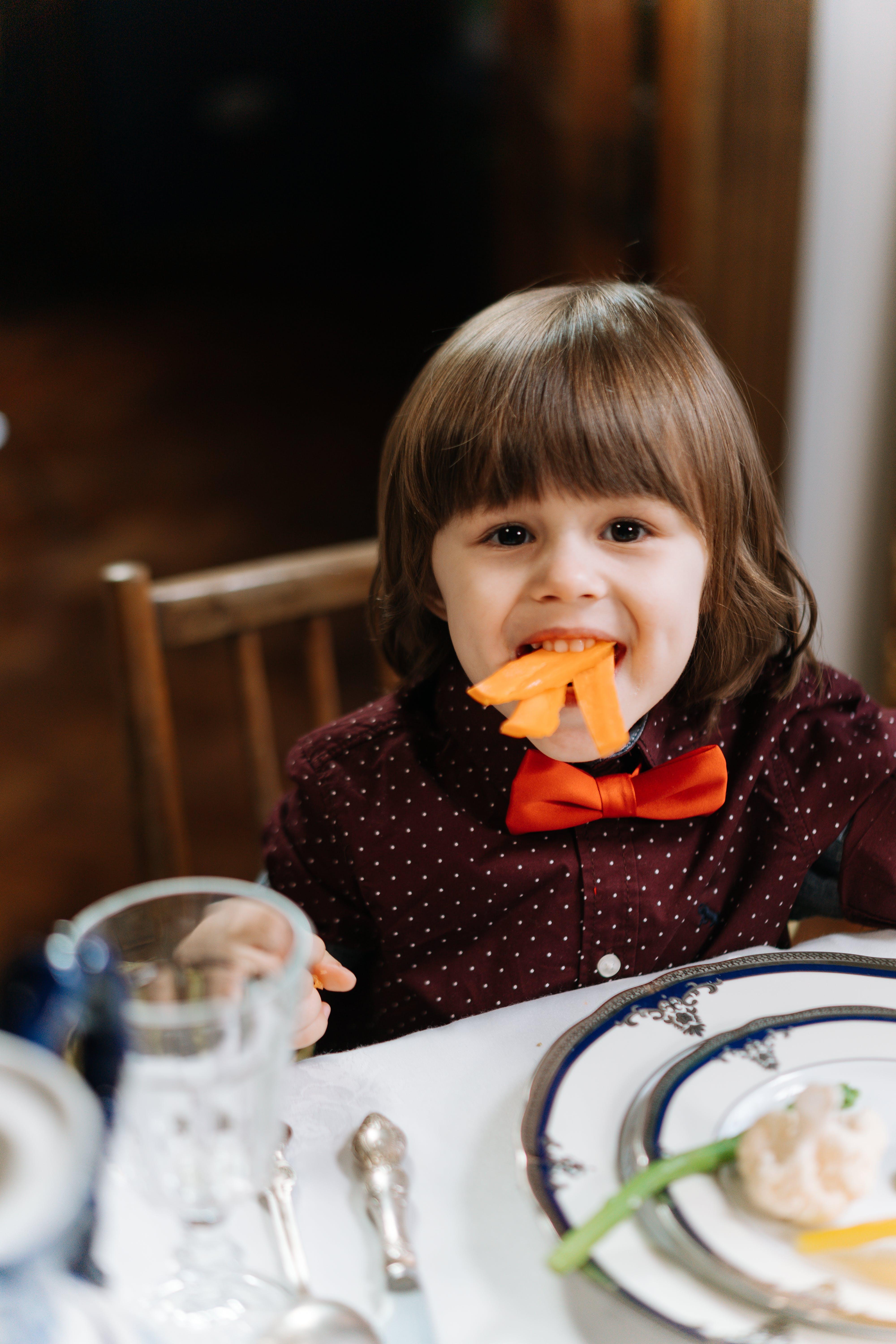 What are 3 reasons why we eat food? 